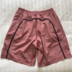 Lululemon size medium red pace breaker short 9inch inseam with liner
